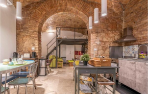 1 Bedroom Lovely Apartment In Roma